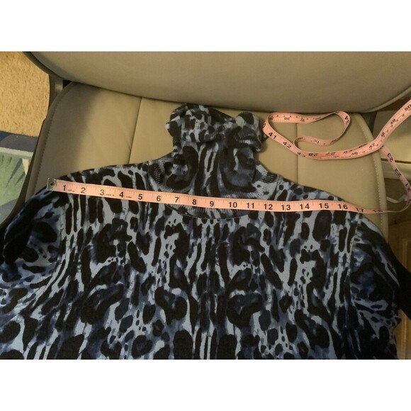 DG2 Diane Gilman 1X Turtleneck Blue Leopard Print Pullover Sweater Dress - Picture 7 of 12